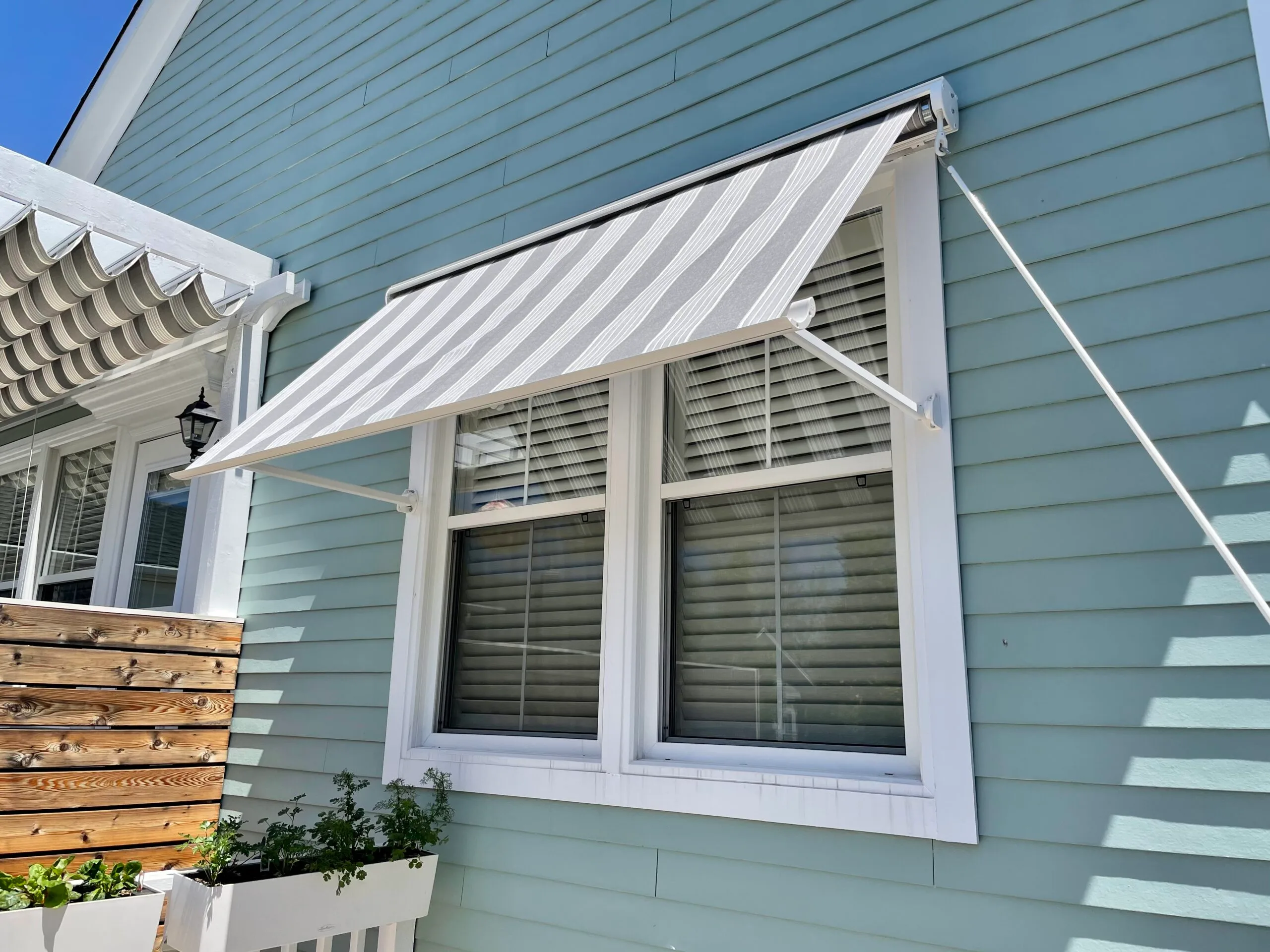 Retractable Window Awnings